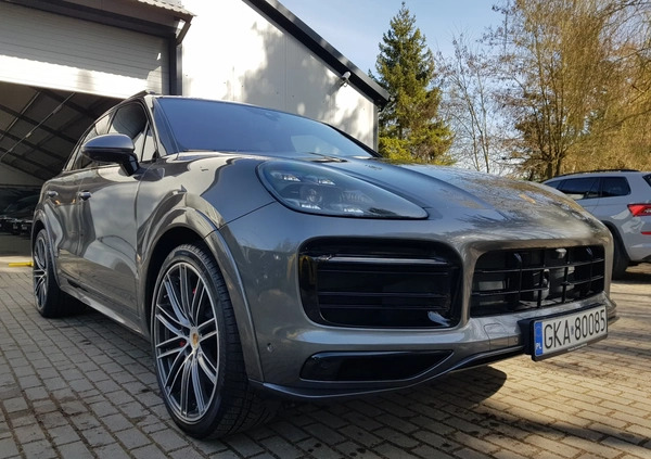 Porsche Cayenne cena 469000 przebieg: 95000, rok produkcji 2020 z Malbork małe 301
